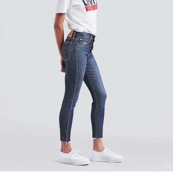 wedgie from the block